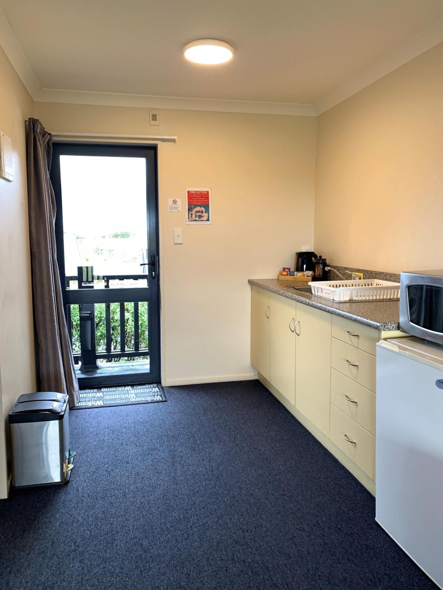 Haast River Motels & Holiday Park Exterior photo